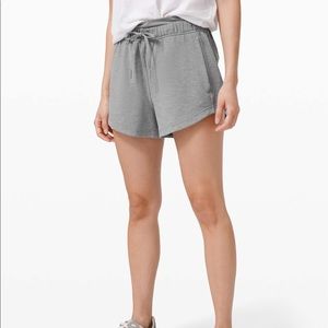 Lululemon Inner Glow short 3” Terry size 2 Heathered Core Medium Grey